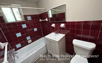 4525 E 143rd St in Cleveland, OH - Building Photo - Building Photo