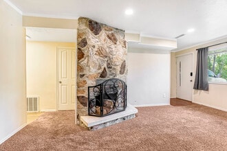 2142 Robins Ave in Ogden, UT - Building Photo - Building Photo