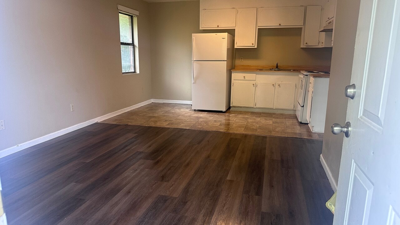 274 Shadow Lawn Dr, Unit 274 in Orangeburg, SC - Building Photo