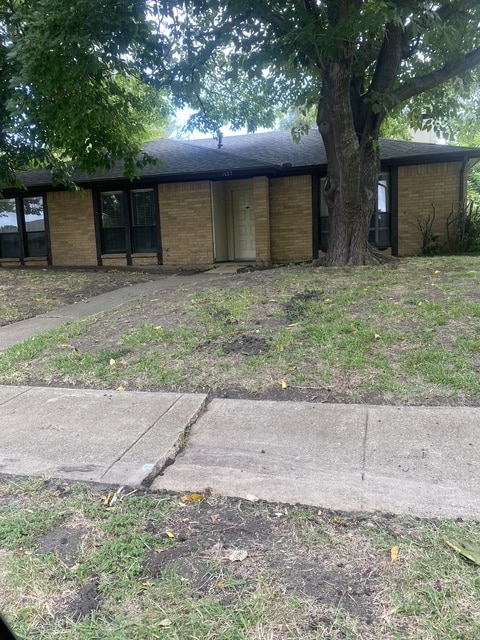 property at 1137 Pyramid Dr