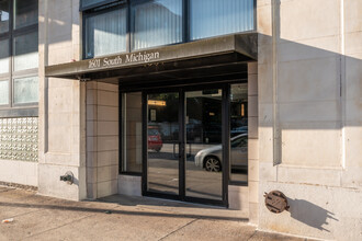 Skyline Loft in Chicago, IL - Building Photo - Building Photo