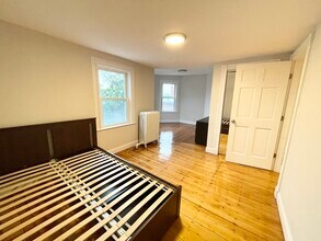 22 Parker Hill Ave, Unit 2 in Boston, MA - Foto de edificio - Building Photo