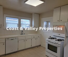 516 Archer St-Unit -518 Archer St. in Salinas, CA - Building Photo - Building Photo