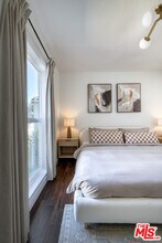 7853 Brighton Ave in Los Angeles, CA - Building Photo - Building Photo