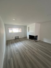 1800 E Heim Ave in Orange, CA - Building Photo - Building Photo