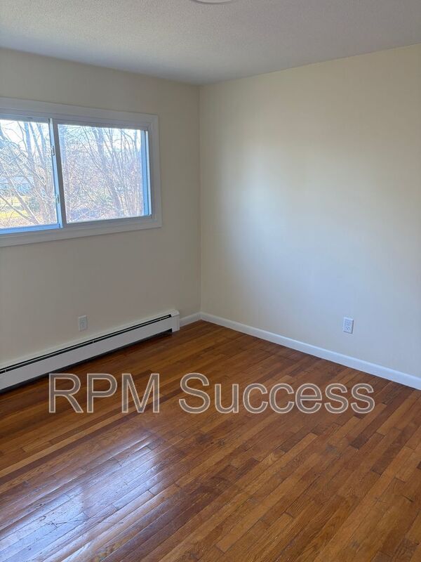 797 Tucker Rd in Dartmouth, MA - Building Photo - Building Photo