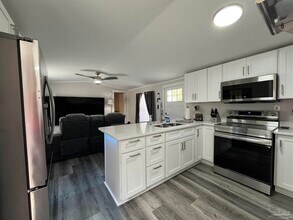 5275 Cartier Dr in Pensacola, FL - Building Photo - Building Photo
