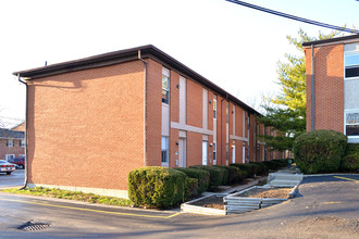 5145 Pleasant Ave in Fairfield, OH - Building Photo - Building Photo