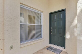 6942 42nd Ct E in Sarasota, FL - Building Photo - Building Photo