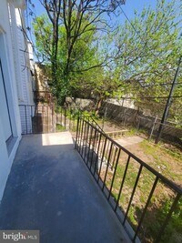 464 E Cosgrove St photo'