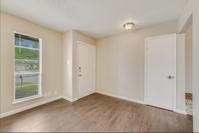 14306 Ridge Point Dr in San Antonio, TX - Building Photo - Building Photo