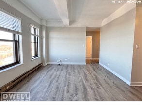 2124 N Lincoln Park W, Unit 2 in Chicago, IL - Foto de edificio - Building Photo
