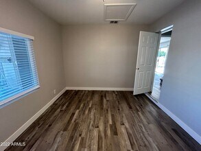 511 W 3rd St in Mesa, AZ - Building Photo - Building Photo