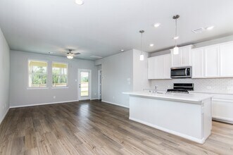 18537 Meadow Point Ln in Conroe, TX - Building Photo - Building Photo