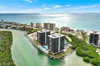 26225 Hickory Blvd in Bonita Springs, FL - Building Photo - Building Photo