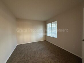 10533 Joplin St in Commerce City, CO - Building Photo - Building Photo