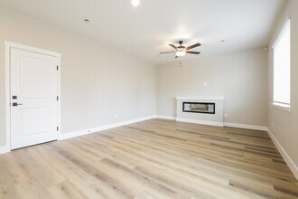 17912 E 94th Pl in Commerce City, CO - Building Photo - Building Photo