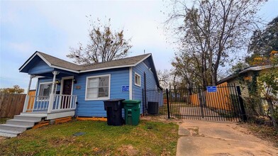 710 W 23rd St in Houston, TX - Building Photo - Building Photo