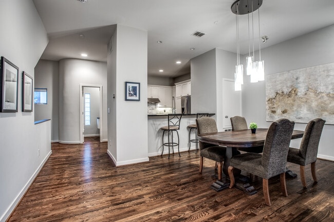 4026 Travis St in Dallas, TX - Building Photo - Building Photo