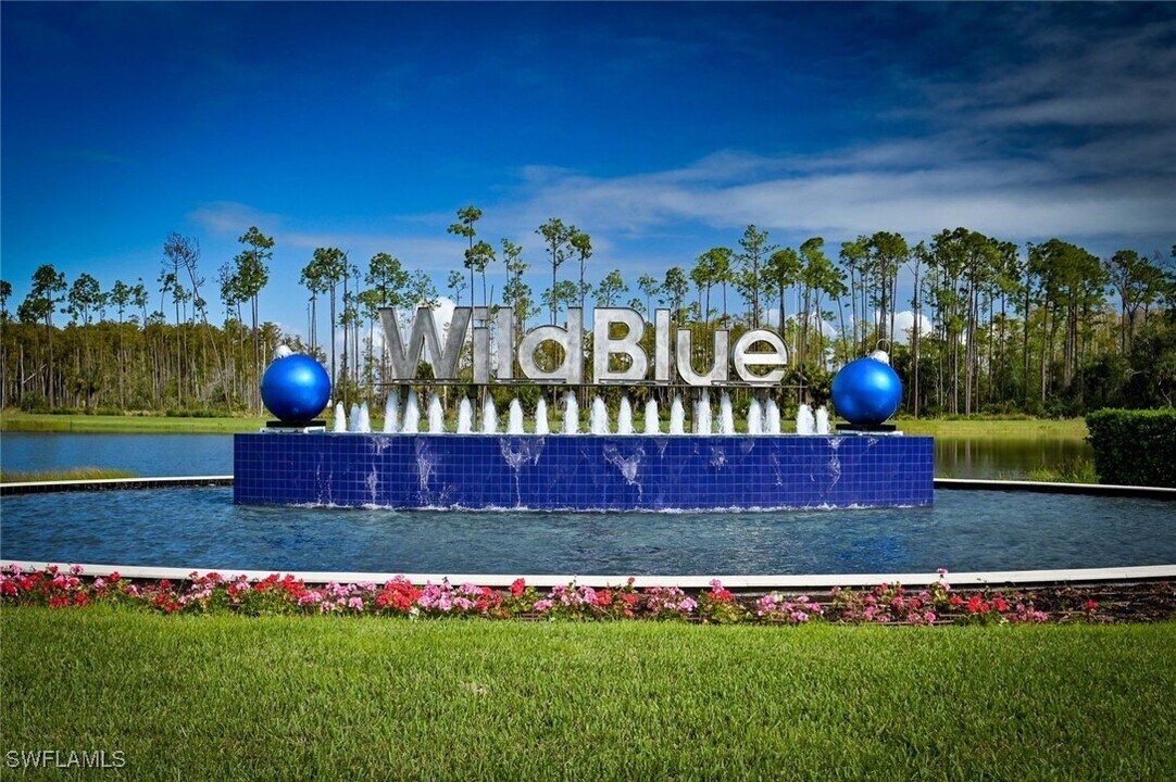 19292 Aqua Shore Dr in Miromar Lakes, FL - Building Photo