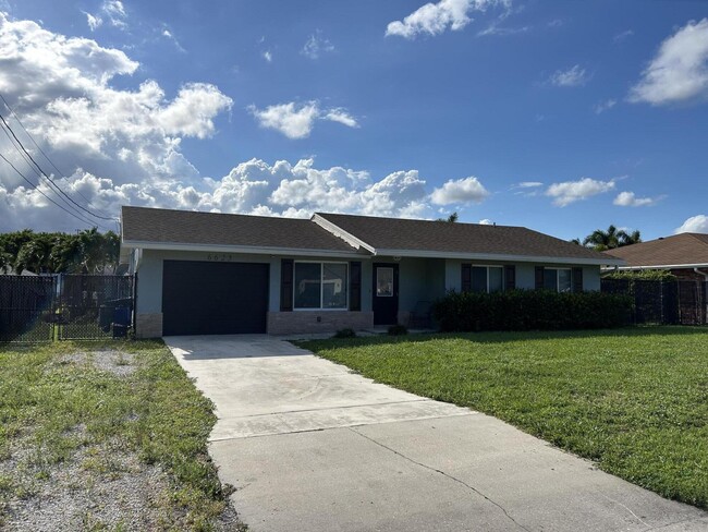 6625 Venetian Dr in Atlantis, FL - Building Photo - Building Photo