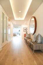 Sea View Villas in Pacific Palisades, CA - Building Photo - Building Photo