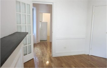 794 9th Ave-Unit -#RN5 in New York, NY - Foto de edificio - Building Photo