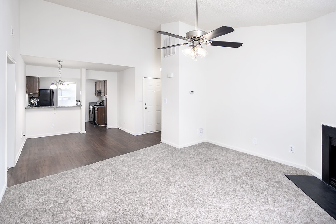 Cloisters of Mount Holly Apartment Homes in Mount Holly, NC - Building Photo