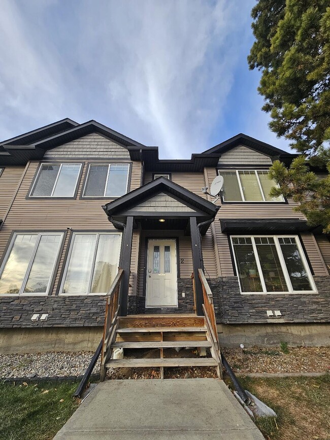 property at 5504-5555 55 Ave