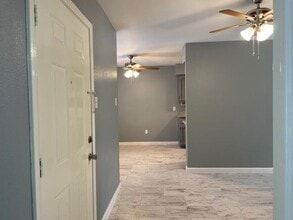 4902 Marcella Ave, Unit 44 in Laredo, TX - Building Photo - Building Photo