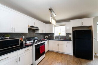 5610 Hooper Ave.-Unit -5610 in Los Angeles, CA - Building Photo - Building Photo