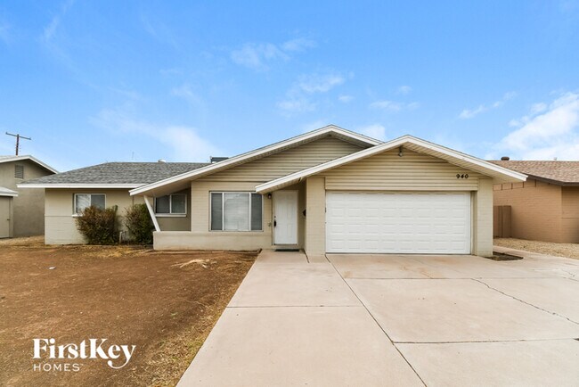 property at 940 E Loma Vista Dr