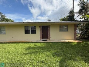 634 SW 4th Ave in Fort Lauderdale, FL - Building Photo - Building Photo