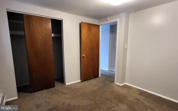 309 Green St in Marcus Hook, PA - Building Photo - Building Photo