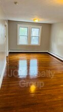 33 Francis St in Everett, MA - Building Photo - Building Photo