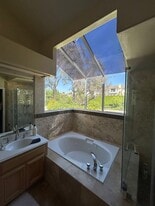 1046 S Mountcrest Ct in Anaheim, CA - Building Photo