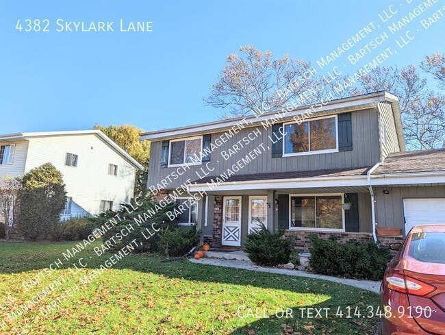 property at 4382 Skylark Ln