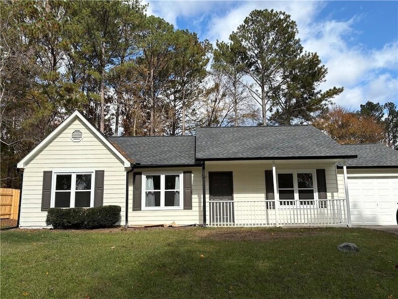 160 Bentley Pkwy, Unit 14L in Woodstock, GA - Building Photo