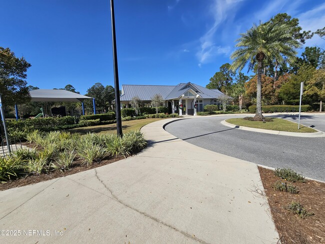 6864 Crosby Falls Dr in Jacksonville, FL - Building Photo - Building Photo