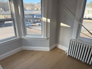 253 Hope St in Stamford, CT - Building Photo - Building Photo