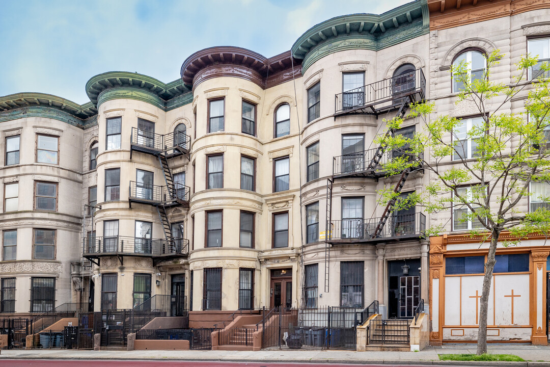 1321 Bedford Ave in Brooklyn, NY - Building Photo