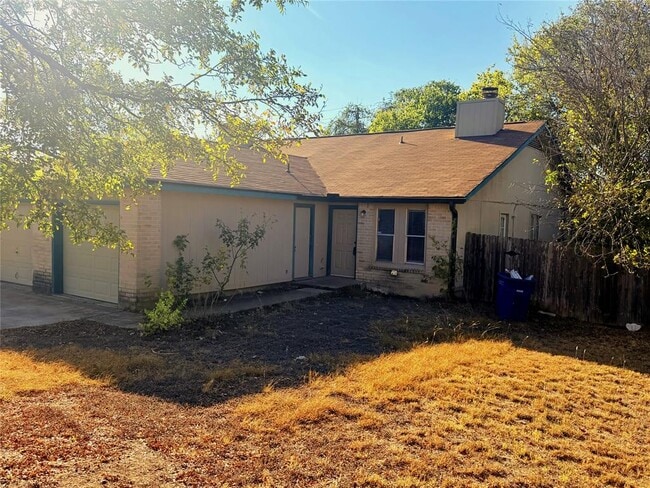 12800 Tomanet Trail in Austin, TX - Building Photo - Building Photo