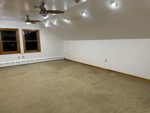 160 6th Ave, Unit 2nd Floor Apartment in Clifton, NJ - Foto de edificio - Building Photo