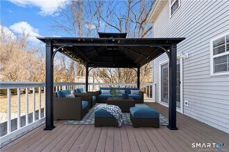 84 Brookside Cir in Windsor, CT - Building Photo - Building Photo