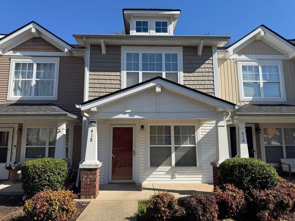 418 Shadow Glen Dr in Nashville, TN - Foto de edificio