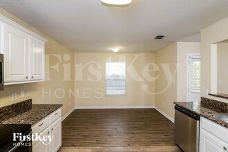 5707 Fossil Canyon in San Antonio, TX - Building Photo - Building Photo