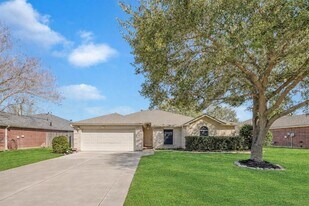 6210 Fawnlake Dr in Katy, TX - Building Photo