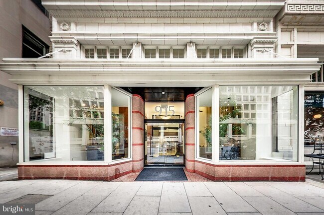 915 E St NW, Unit 613 in Washington, DC - Building Photo - Building Photo