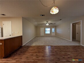 1666 Lantana Cir in New Braunfels, TX - Foto de edificio - Building Photo