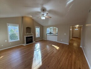 3409 Korbel St in Eugene, OR - Building Photo - Building Photo